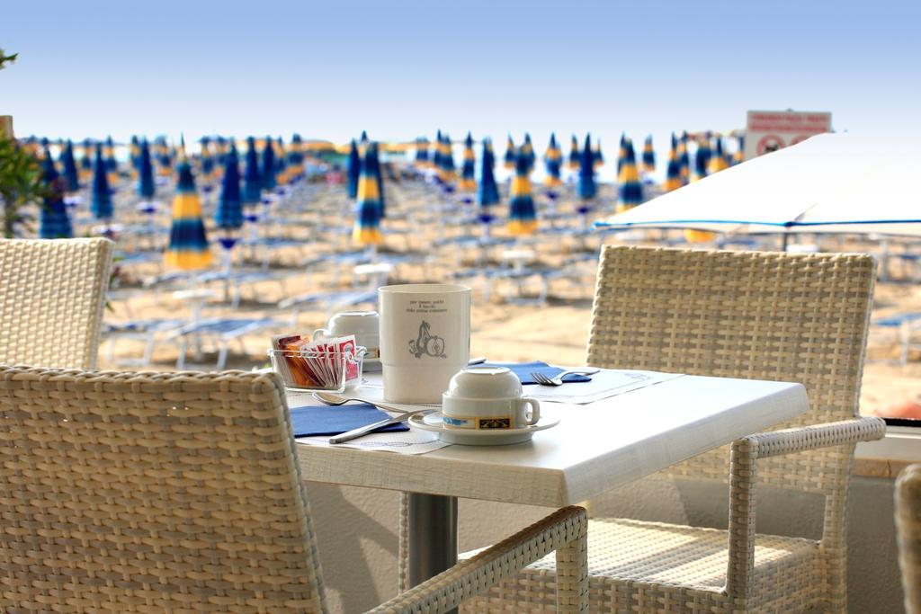 Hotel Souvenir Lido di Jesolo Exterior photo